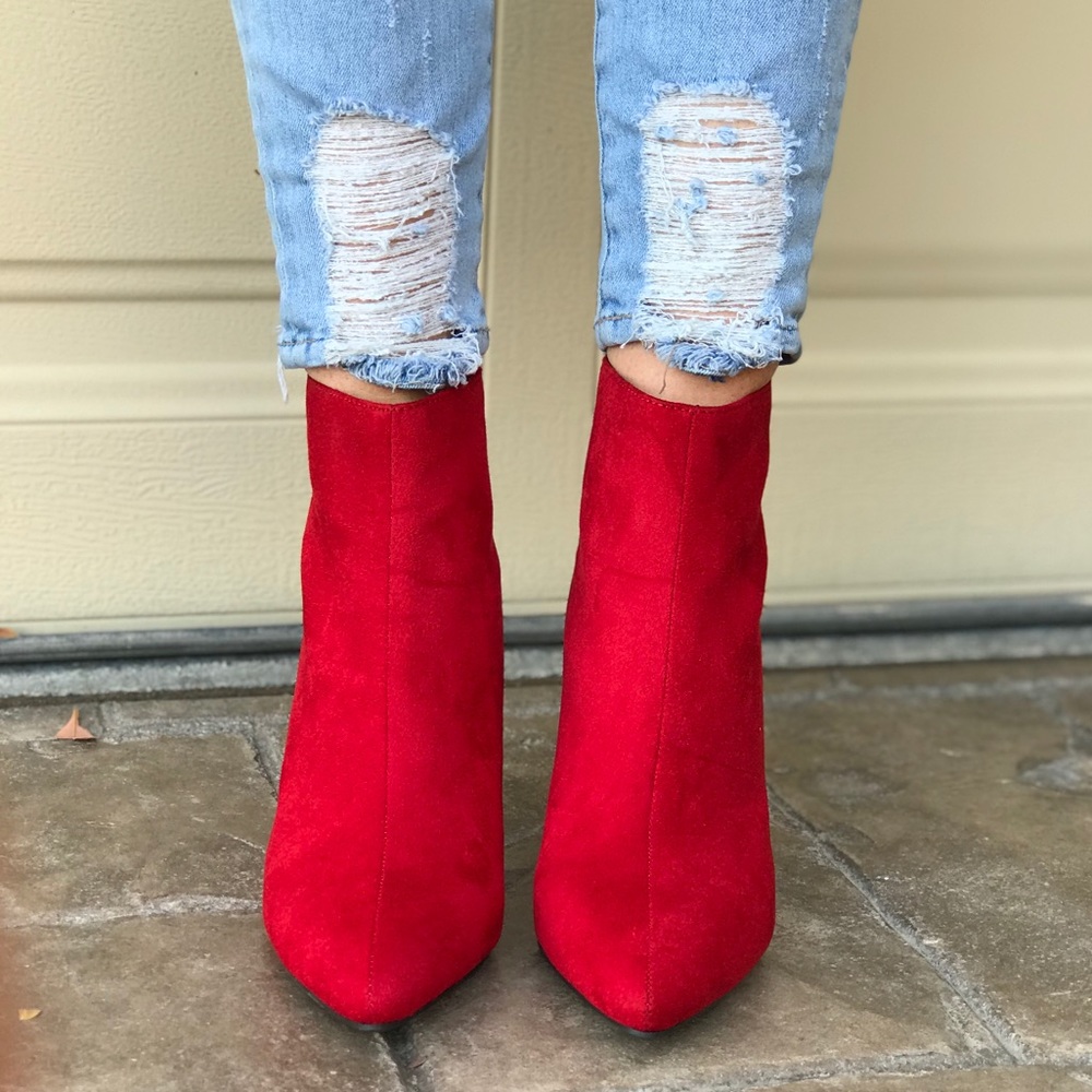 NIB Fairfax Red Low Kitten Heel Booties - Picture 4 of 6